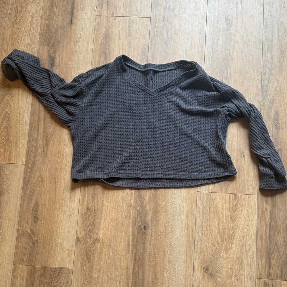 Women's Black V-Neck Waffle Knit Top